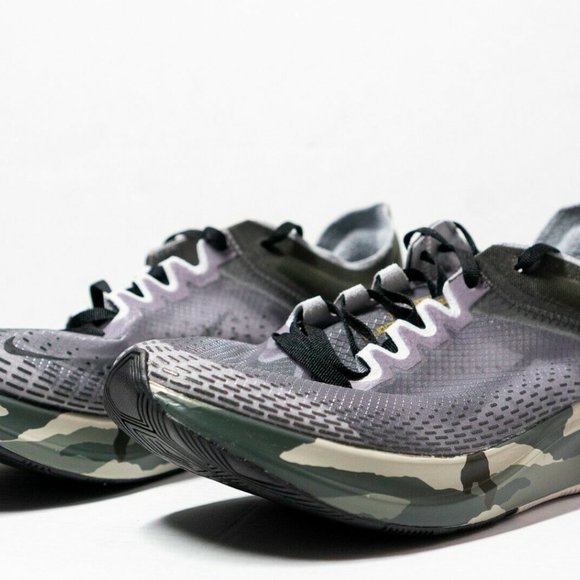Nike Zoom Fly SP Fast "Camo" Mens Size 10.5 AT5242 - Picture 6 of 7